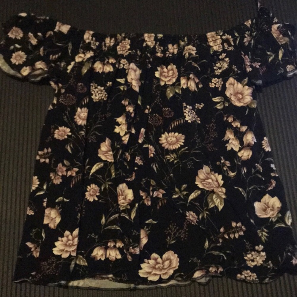 american eagle top